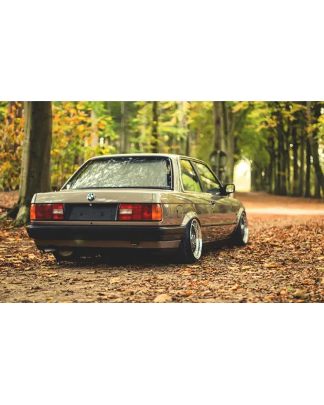 BMW 3 Series E30 Air Lift Performance Digital 3P Air Suspension Performance Kit BMW 3 Series E30 Air Lift Performance Digital 3P Air Suspension Performance Kit