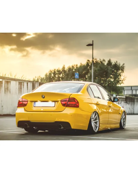 BMW 3 Series M3 E90 Air Lift Performance Manual Air Suspension Performance Kit BMW 3 Series M3 E90 Air Lift Performance Manual Air Suspension Performance Kit
