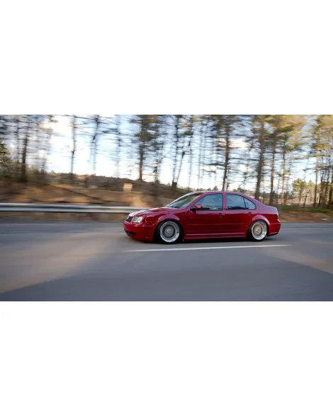 Volkswagen Bora 99-05 Air Lift Performance Digital 3P Air Suspension Slam Kit