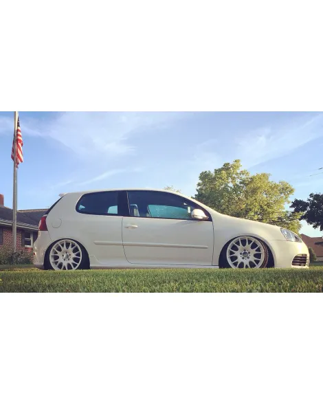 Volkswagen Golf MK6 Air Lift Performance Digital 3H Air Suspension Slam Kit Volkswagen Golf MK6 Air Lift Performance Digital 3H Air Suspension Slam Kit