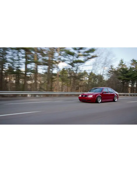 Volkswagen Jetta 85-99 Air Lift Performance Digital 3P Air Suspension Slam Kit Volkswagen Jetta 85-99 Air Lift Performance Digital 3P Air Suspension Slam Kit