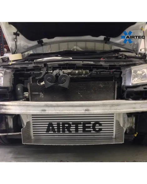 Renault Megane 2 225/R26 Airtec Motorsport 95mm Core Intercooler Upgrade with Air-Ram Scoop Renault Megane 2 225/R26 Airtec Motorsport 95mm Core Intercooler Upgrade with Air-Ram Scoop