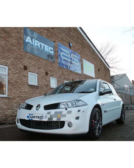 Renault Megane 2 225/R26 Airtec Motorsport 95mm Core Intercooler Upgrade with Air-Ram Scoop Renault Megane 2 225/R26 Airtec Motorsport 95mm Core Intercooler Upgrade with Air-Ram Scoop