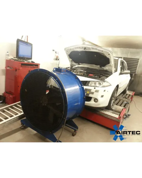 Renault Megane 2 225/R26 Airtec Motorsport 95mm Core Intercooler Upgrade with Air-Ram Scoop Renault Megane 2 225/R26 Airtec Motorsport 95mm Core Intercooler Upgrade with Air-Ram Scoop