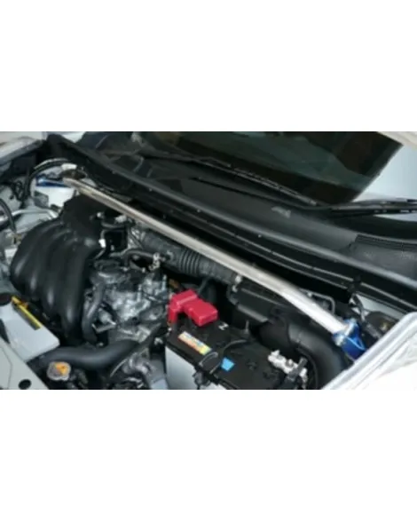 Nissan Juke F15 11-16 Cusco Front Strut Brace