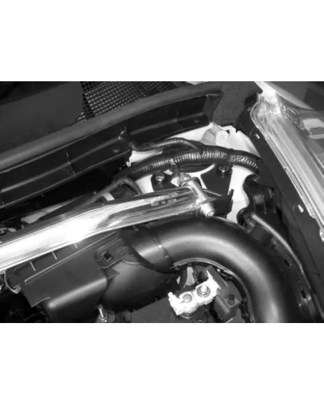 Nissan Juke F15 11-16 Cusco Front Strut Brace
