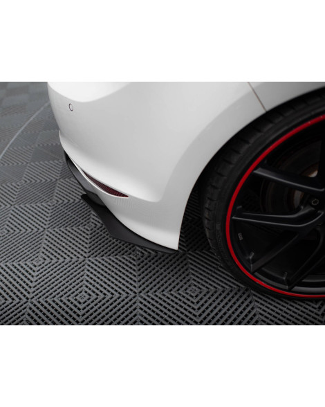 Maxton Design Rear Diffuser and Rear Side Splitters VW Golf R Mk7 Hatchback Maxton Design Rear Diffuser and Rear Side Splitters VW Golf R Mk7 Hatchback