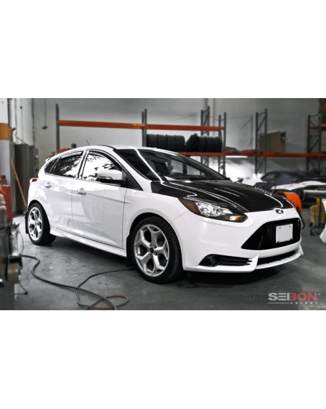 Ford Focus 2012-2013 Seibon Carbon RS-style carbon fibre bonnet Ford Focus 2012-2013 Seibon Carbon RS-style carbon fibre bonnet