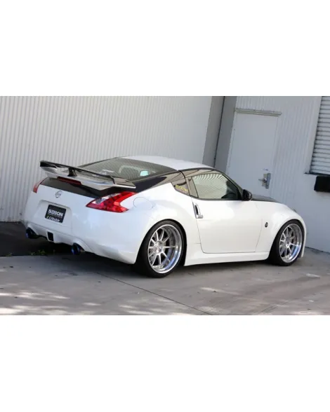 Nissan 370Z 2009-2012 Seibon Carbon OEM-style carbon fibre boot lid Nissan 370Z 2009-2012 Seibon Carbon OEM-style carbon fibre boot lid