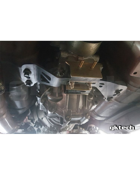 Nissan Z33 350Z/Z34 370Z Gearbox GKTech Cross Member For S13/S14/S15 Nissan Z33 350Z/Z34 370Z Gearbox GKTech Cross Member For S13/S14/S15