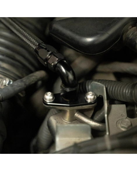 Nissan 350Z Z33 / 370Z Z34 GKTech -6AN Fuel Port Adapter Nissan 350Z Z33 / 370Z Z34 GKTech -6AN Fuel Port Adapter