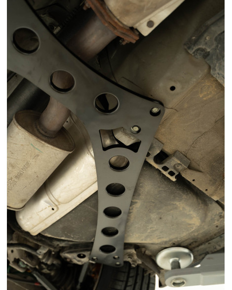 Nissan 350Z Z33 GKTech W Underbody Brace Nissan 350Z Z33 GKTech W Underbody Brace