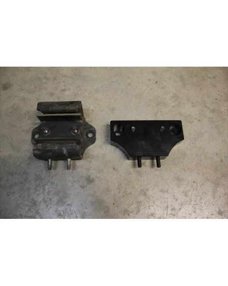 Nissan S13/S14/S15/R32 GKTech V2 Polyurethane Gearbox Mount Nissan S13/S14/S15/R32 GKTech V2 Polyurethane Gearbox Mount