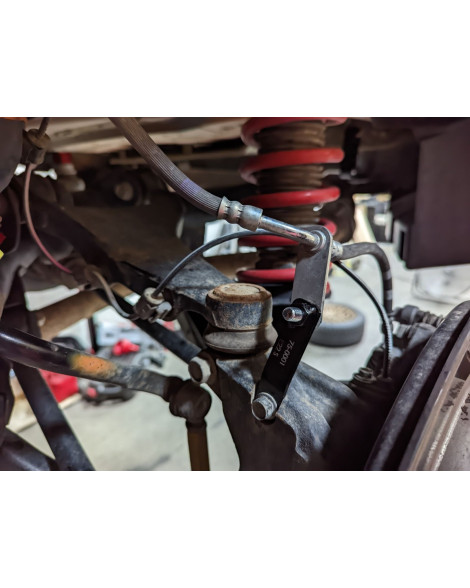 Subaru XV / Crosstrek GT 2017+ Pedders 2 inch Suspension Lift Kit Subaru XV / Crosstrek GT 2017+ Pedders 2 inch Suspension Lift Kit