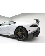 Lamborghini Huracan Vorsteiner Novara Edizione Aero Rear Bumper w/Carbon Fiber Rear Diffuser Lamborghini Huracan Vorsteiner Novara Edizione Aero Rear Bumper w/Carbon Fiber Rear Diffuser