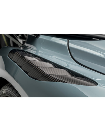 McLaren 720S Vorsteiner Silverstone Aero Front Fenders w/Carbon Fiber Integrated Vents